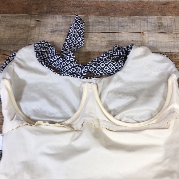 Lands End Black Monogram Print One Piece Swimsuit Womens 16 Underwire Halter - Picture 10 of 14